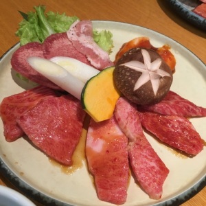 やきにくー!